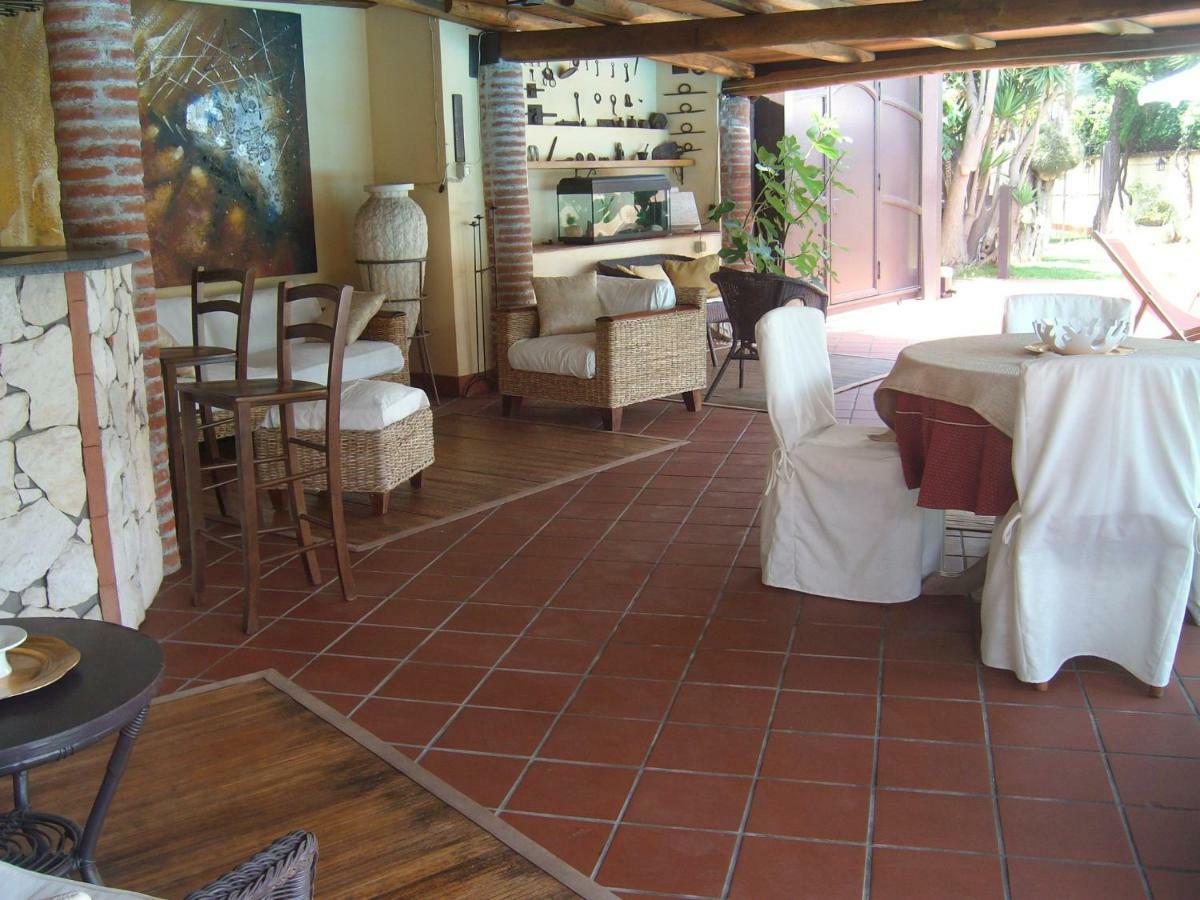 Villa Singola -Sole-Luna-Casavilladusoleil Acireale Dış mekan fotoğraf