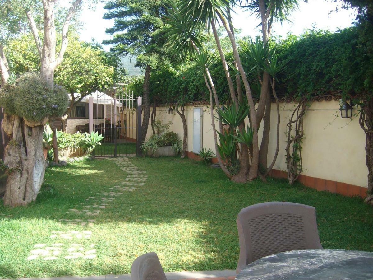 Villa Singola -Sole-Luna-Casavilladusoleil Acireale Dış mekan fotoğraf